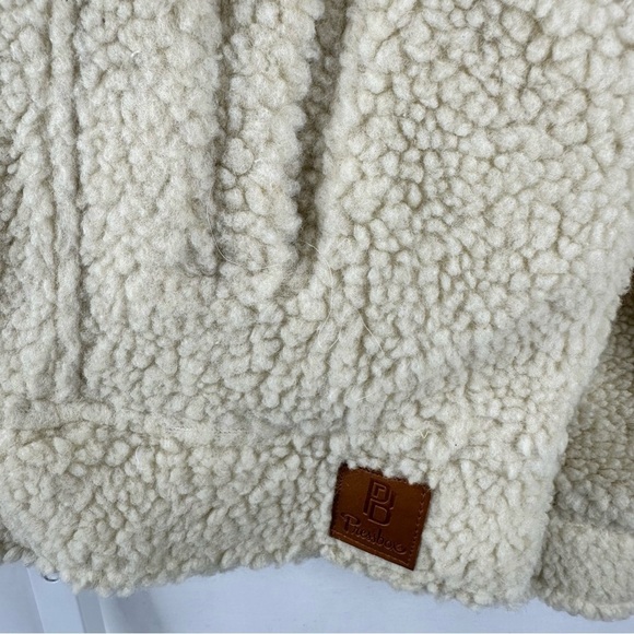 NWT Pressbox Women's Off-White Sherpa Auburn Tigers Football Jacket - Size M - Picture 2 of 6